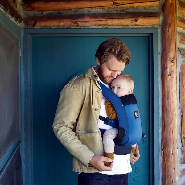 ERGOBABY EMBRACE - AWAY