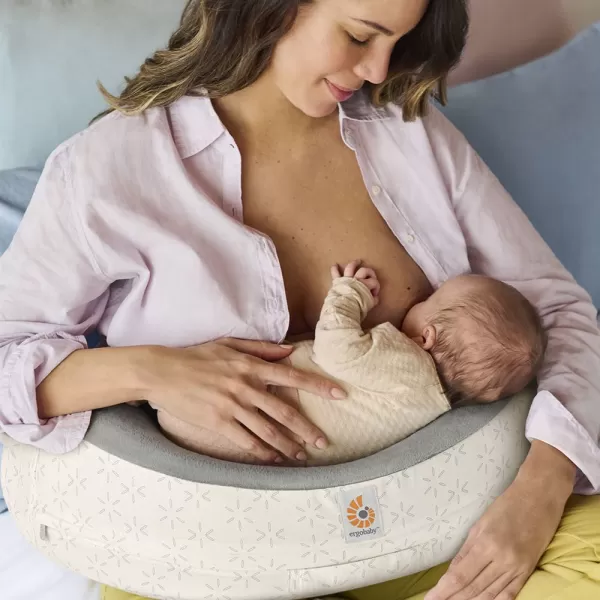 ERGOBABY Ergonomický kojící polštář