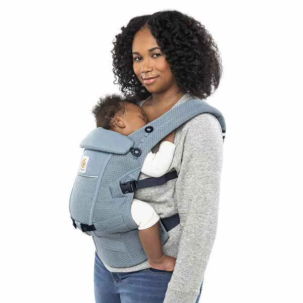 Ergobaby ADAPT NOSÍTKO Soft Flex Mesh + dárek ZAVINOVAČKA Ergobaby SWADDLER